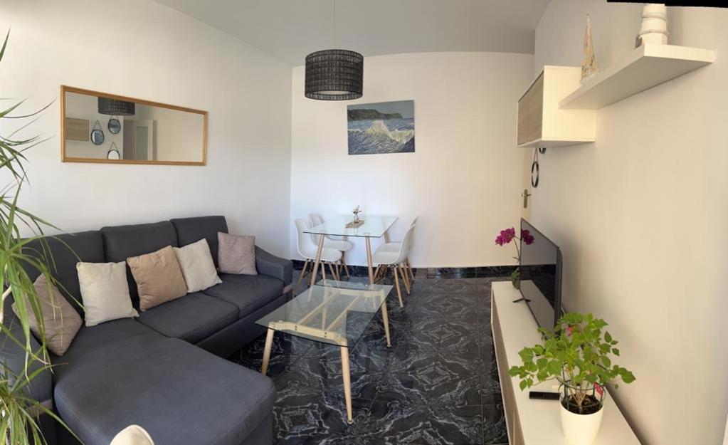 Apartamento A 10 Metros De La Playa Lägenhet La Herradura  Exteriör bild